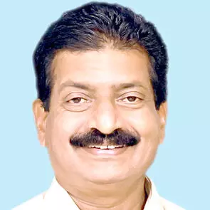 രാ​ജു തോ​മ​സ്