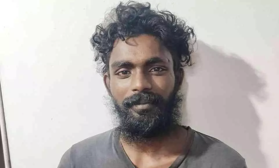 മാതൃസഹോദരനെ കുത്തി കൊലപ്പെടുത്താൻ ശ്രമിച്ച യുവാവ് അറസ്റ്റിൽ മാതൃസഹോദരനെ കുത്തി കൊലപ്പെടുത്താൻ ശ്രമിച്ച യുവാവ് അറസ്റ്റിൽ