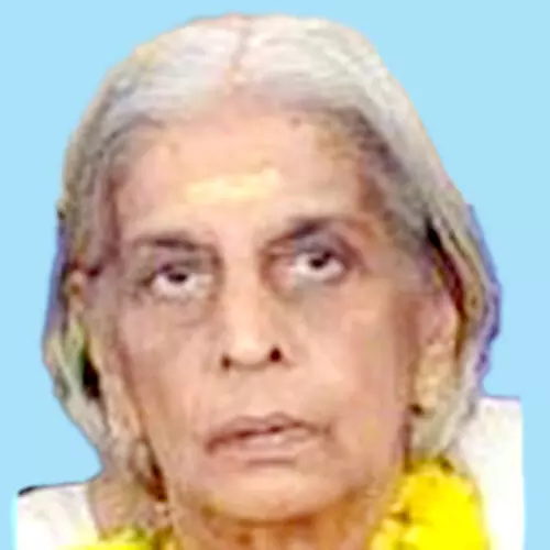 സ​രോ​ജി​നി അ​മ്മ