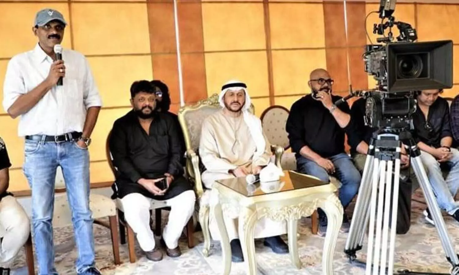 malayalam movie two men starts rolling in dubai