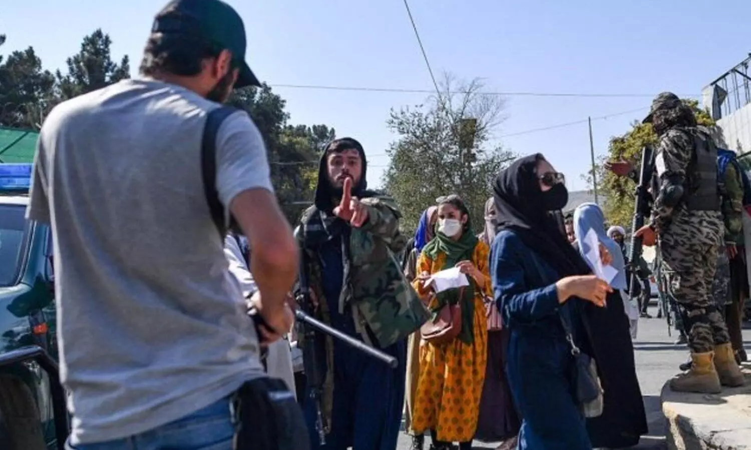 വനിതകളുടെ പ്രതിഷേധം: മാധ്യമപ്രവർത്തകരെ താലിബാൻ തടഞ്ഞു