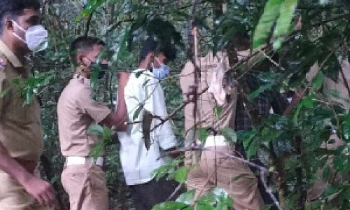 ജ​ന​കി​ക്കാ​ട് ഇ​ക്കോ ടൂ​റി​സം കേ​ന്ദ്രം  സാമൂഹിക വിരുദ്ധ താവളം