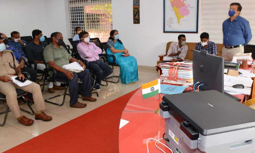 എന്‍ഡോസള്‍ഫാന്‍ നിര്‍വീര്യമാക്കൽ: വിദഗ്ധ സമിതിയുടെ റിപ്പോര്‍ട്ട് തേടും