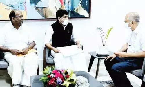 ആ​ർ.​ടി.​പി.​സി.​ആ​ർ: ടി. ​സി​ദ്ദീ​ഖ് ക​ർ​ണാ​ട​ക ചീ​ഫ് സെ​ക്ര​ട്ട​റി​യു​മാ​യി ച​ർ​ച്ച ന​ട​ത്തി