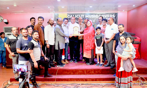 കാ​ലി​ക്ക​റ്റ് മ്യൂ​സി​ക് ല​വേ​ഴ്​​സി​െൻറ സ്നേ​ഹ നി​ലാ​വ്