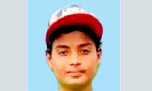 തടയണയിൽ കുളിക്കാനിറങ്ങിയ വിദ്യാർഥി ഒഴുക്കിൽപെട്ട് മരിച്ചു തടയണയിൽ കുളിക്കാനിറങ്ങിയ വിദ്യാർഥി ഒഴുക്കിൽപെട്ട് മരിച്ചു