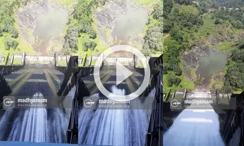 ഇടുക്കി അണക്കെട്ടിലെ രണ്ട് ഷട്ടറുകൾ അടച്ചു; ഒരു ഷട്ടർ 40 സെന്റീമീറ്ററിലേക്ക് ഉയർത്തി ഇടുക്കി അണക്കെട്ടിലെ രണ്ട് ഷട്ടറുകൾ അടച്ചു; ഒരു ഷട്ടർ 40 സെന്റീമീറ്ററിലേക്ക് ഉയർത്തി