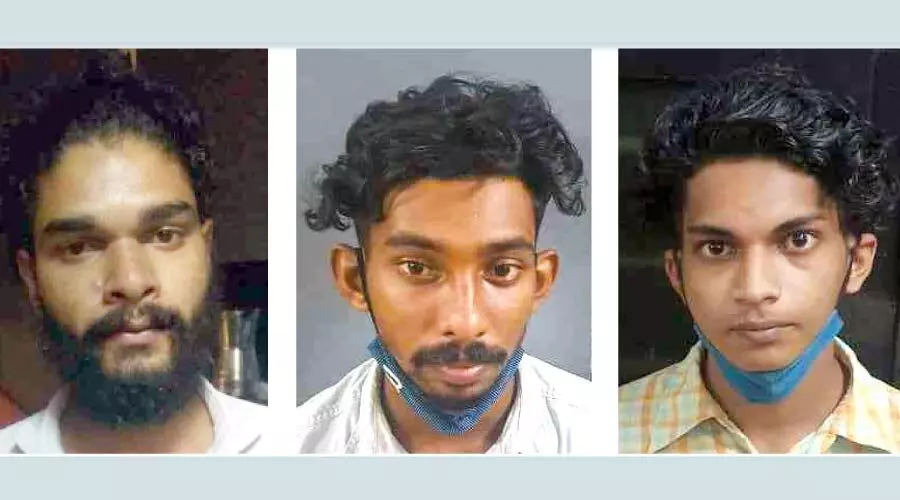 ഇൻസ്റ്റഗ്രാമിലൂടെ പരിചയപ്പെട്ട 16കാരിയെ പീഡിപ്പിക്കാൻ ശ്രമിച്ച കേസിൽ പ്രതികൾ അറസ്റ്റിൽ ഇൻസ്റ്റഗ്രാമിലൂടെ പരിചയപ്പെട്ട 16കാരിയെ പീഡിപ്പിക്കാൻ ശ്രമിച്ച കേസിൽ പ്രതികൾ അറസ്റ്റിൽ