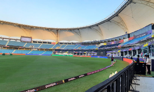 റ​​െണ്ണാഴുക്കോ വിക്കറ്റ്​ വീഴ്​ചയോ; യു.എ.ഇയിലെ പിച്ചുകൾ എങ്ങനെ പെരുമാറും