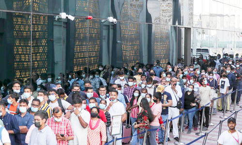 അവധിയാഘോഷം; എക്​സ്​പോയിൽ വൻ തിരക്ക്​