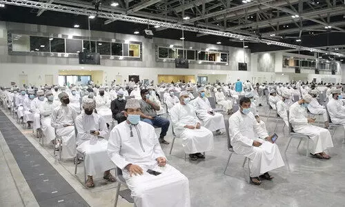 കോവിഡ്​ കേസുകൾ താ​​​േ​ഴാട്ട്​, കരുതൽ തുടരണം