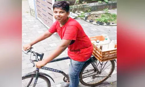 ഏഴാം ക്ലാസുകാരൻ മുന്ന കച്ചവടത്തി​െൻറ തിരക്കിലാണ്