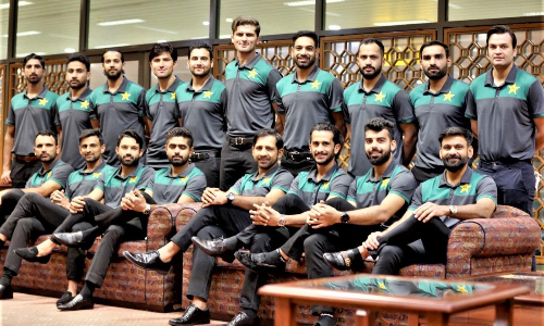 ഇന്ത്യക്കെതിരെയുള്ള ടീമിനെ ഒരു ദിവസം മു​േമ്പ പ്രഖ്യാപിച്ച്​ പാകിസ്​താൻ