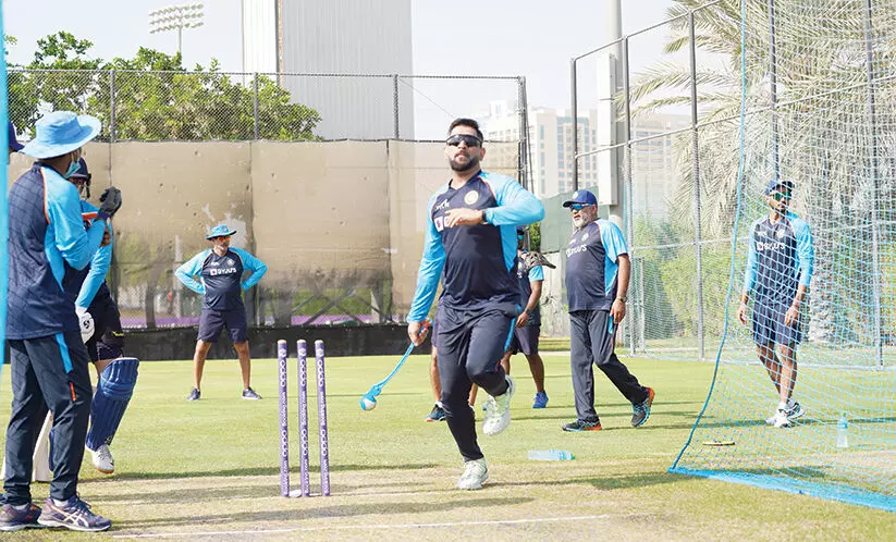 കണ്ണുകൾ ഇന്ന് ദുബൈയിലേക്ക് കണ്ണുകൾ ഇന്ന് ദുബൈയിലേക്ക്