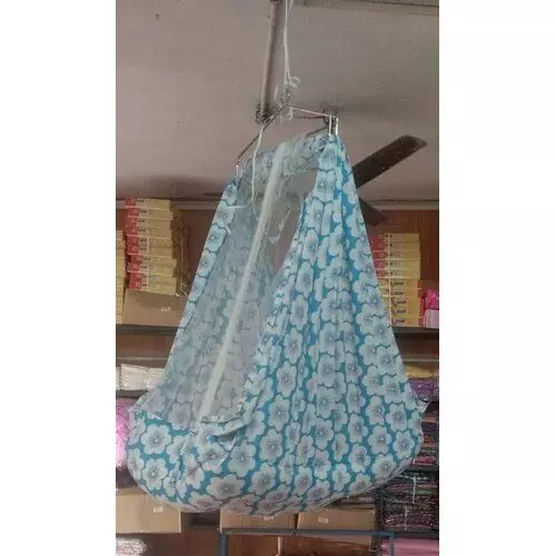 തൊട്ടിൽ കഴുത്തിൽ കുരുങ്ങി നാലാം ക്ലാസുകാരി മരിച്ചു തൊട്ടിൽ കഴുത്തിൽ കുരുങ്ങി നാലാം ക്ലാസുകാരി മരിച്ചു