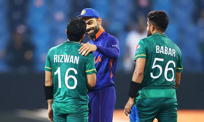 ചരിത്രം വഴിമാറി; ലോകകപ്പിൽ ആദ്യമായി ഇന്ത്യയെ വീഴ്​ത്തി പാകിസ്​താൻ