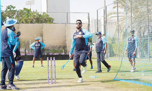 കണ്ണുകൾ ഇന്ന്​ ദുബൈയിലേക്ക്​