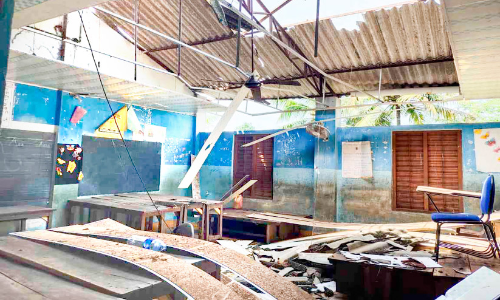 ധനമന്ത്രി പഠിച്ച സ്കൂൾ അവഗണനയിൽ