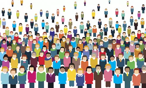 ഒമാനിൽ ജനസംഖ്യ കുറഞ്ഞു ഒമാനിൽ ജനസംഖ്യ കുറഞ്ഞു