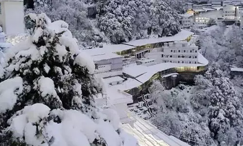 കശ്മീരിലെ മഞ്ഞുവീഴ്​ച: കുടുങ്ങിയ മലയാളികളടക്കമുള്ളവരെ കാർഗിലിലേക്ക് മാറ്റി