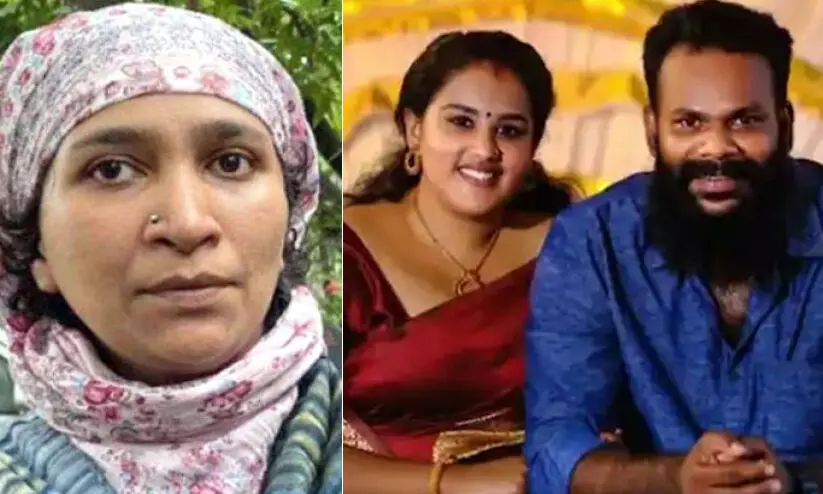 ഡിവോഴ്​സായിരുന്നില്ല; അ​ജി​ത്ത്​ എന്നെ തല്ലി  ഒഴിവാക്കുകയായിരുന്നു