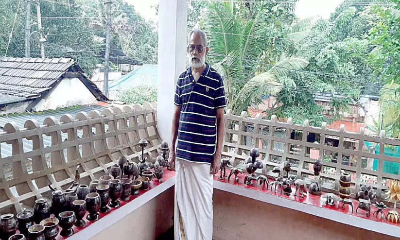 മു​ര​ളീ​ധ​ര​പ്പ​ണി​ക്ക​രു​ടെ ജീവിതം പറയുന്നു;  മനസ്സുവെച്ചാൽ പ്രായം മാറിനിൽക്കും