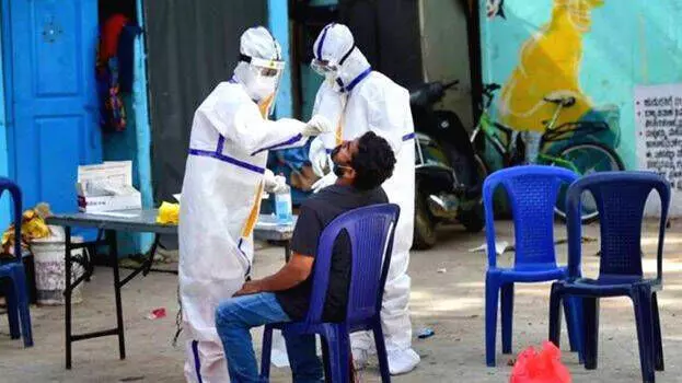 കോവിഡ് രോഗബാധിതരിൽ കൂടുതൽ 20-30 പ്രായക്കാർ കോവിഡ് രോഗബാധിതരിൽ കൂടുതൽ 20-30 പ്രായക്കാർ