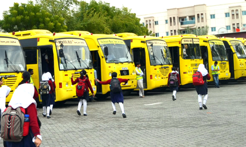 കുട്ടികളുടെ യാത്ര മാതാപിതാക്കള് അറിയും കുട്ടികളുടെ യാത്ര മാതാപിതാക്കള് അറിയും