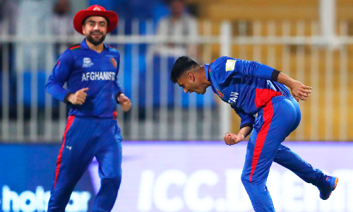 മാന്ത്രിക സ്​പിന്നുമായി മുജീബും റാഷിദും; സ്​കോട്​ലൻഡിനെ തരിപ്പണമാക്കി അഫ്​ഗാൻ പട