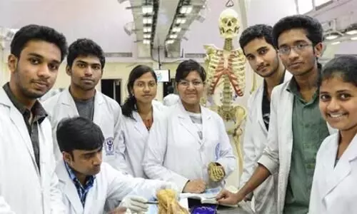 വിദേശ മെഡിക്കൽ ബിരുദധാരികളോട്​ വീണ്ടും   ഇ​േൻറൺഷിപ് ആവശ്യപ്പെടരുത്​