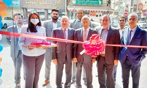 അൽ ജസീറ എക്സ്പ്രസ് ഒൗട്ട്ലെറ്റ് പ്രവർത്തനമാരംഭിച്ചു അൽ ജസീറ എക്സ്പ്രസ് ഒൗട്ട്ലെറ്റ് പ്രവർത്തനമാരംഭിച്ചു