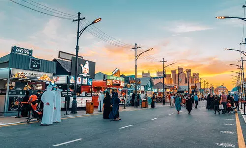 സഞ്ചാരിക​േള ഇതിലേ ഇതിലേ..