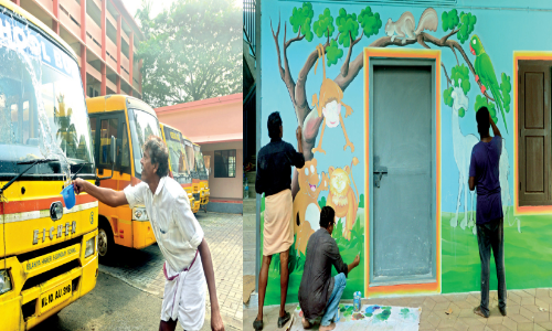 വി​ദ്യാ​ല​യ മു​റ്റ​ങ്ങ​ൾ വീ​ണ്ടു​മു​ണ​രു​ന്നു; പ്ല​സ് വ​ൺ സീ​റ്റ് പ്ര​തീ​ക്ഷ​യി​ൽ കാ​ത്തി​രി​പ്പ്