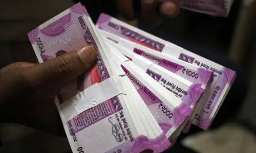 ആർ.ടി ഓഫിസിൽ മിന്നൽ റെയ്​ഡ്; 1.38 ലക്ഷം രൂപ പിടിച്ചെടുത്തു