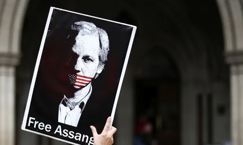 അസാൻജിനെ വിട്ടുതരണം –യു.എസ്​ യു.കെ കോടതിയിൽ