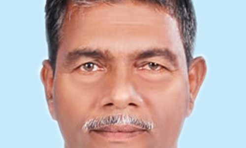 കാ​ൽ​ടെ​ക്​​സ്​ സി​ഗ്ന​ലി​ൽ ടി​പ്പ​ർ ലോ​റി​ക​യ​റി സ്​​കൂ​ട്ട​ർ യാ​ത്രി​ക​ന്​ ദാ​രു​ണാ​ന്ത്യം