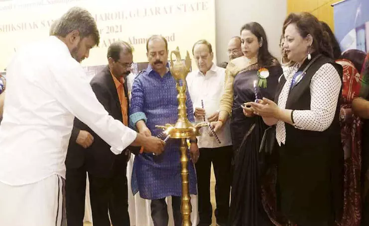 All India Private School Teachers Award Ceremony concluded All India Private School Teachers Award Ceremony concluded