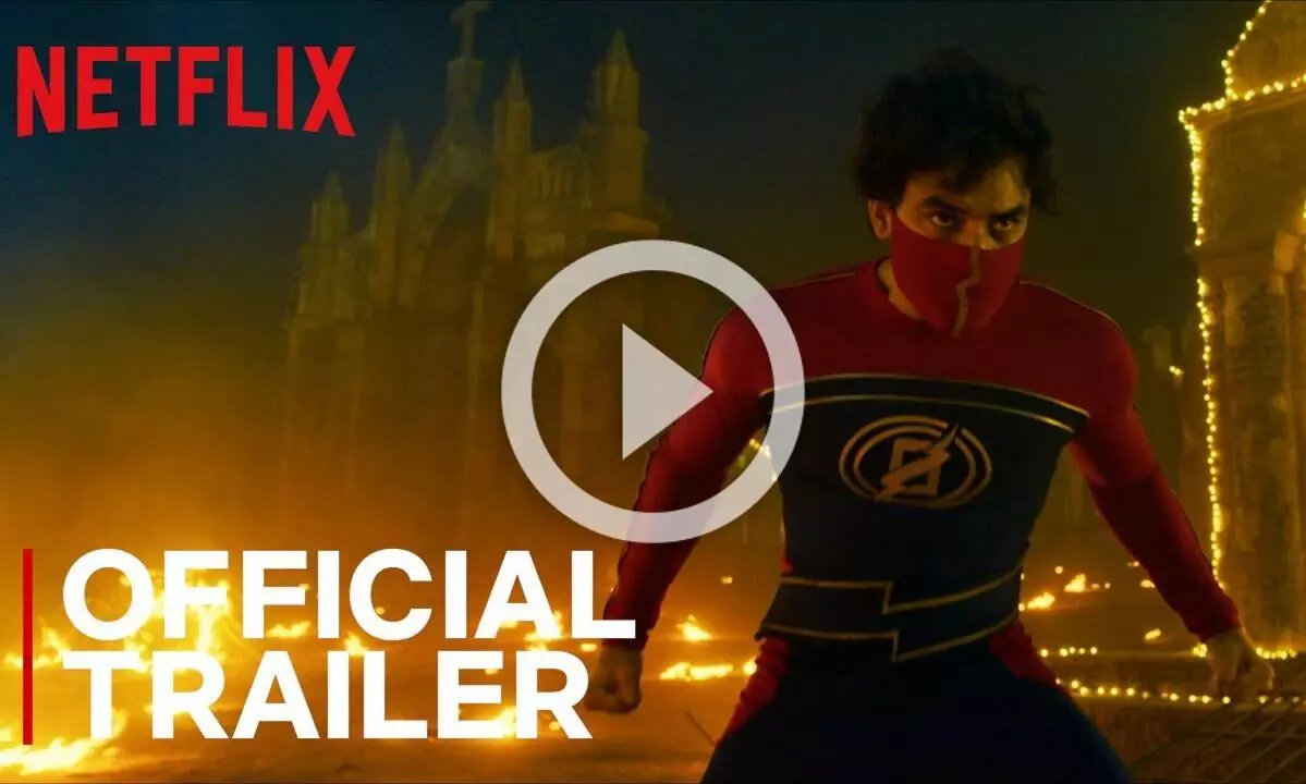 മിന്നൽ മുരളിക്കായി കൂട്ടമണി തുടങ്ങി; പൊട്ടിച്ചിരിപ്പിക്കുന്ന ട്രെയിലർ മിന്നൽ മുരളിക്കായി കൂട്ടമണി തുടങ്ങി; പൊട്ടിച്ചിരിപ്പിക്കുന്ന ട്രെയിലർ