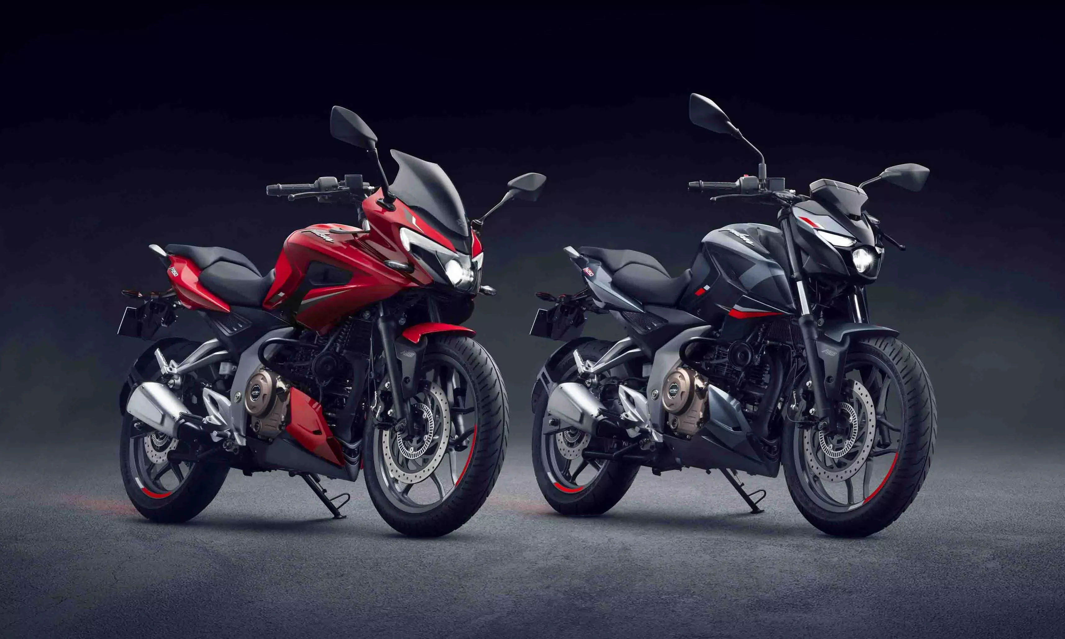 20 ഡെഫനെറ്റ്ലി മെയിൽ വർഷങ്ങൾ; പുതിയ പൾസറുകൾ പുറത്തിറക്കി ബജാജ് ഒാേട്ടാ 20 ഡെഫനെറ്റ്ലി മെയിൽ വർഷങ്ങൾ; പുതിയ പൾസറുകൾ പുറത്തിറക്കി ബജാജ് ഒാേട്ടാ