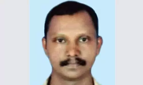 കാ​ണാ​താ​യ ഓ​ട്ടോ​റി​ക്ഷ തൊ​ഴി​ലാ​ളി​യു​ടെ മൃ​ത​ദേ​ഹം അ​ഷ്​​ട​മു​ടി​ക്കാ​യ​ലി​ല്‍