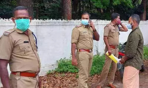 ആം​ബു​ല​ന്‍സ് ഡ്രൈ​വ​ര്‍മാ​ര്‍ ത​മ്മി​ലെ സംഘര്‍ഷം: തെളിവെടുപ്പ് നടത്തി