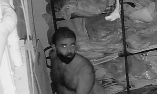 എം.എൽ.എയുടെ കടയിൽ നഗ്​നനായെത്തി മോഷണം