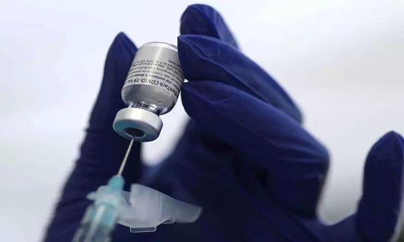 കോവിഡ്​: ബൂസ്​റ്റർ ഡോസുമായി ഒമാൻ