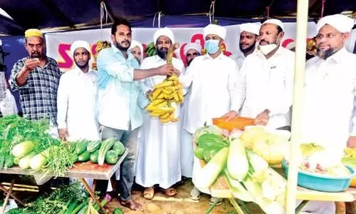 എസ്.വൈ.എസ് കാര്‍ഷിക ചന്ത ശ്രദ്ധേയമായി