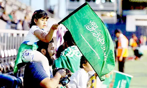 കുട്ടികൾക്ക് സ്​റ്റേഡിയങ്ങളിലും കളിസ്ഥലങ്ങളിലും പ്രവേശിക്കാം