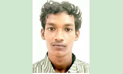 പ്ര​ണ​യാ​ഭ്യ​ർ​ഥ​ന നി​ര​സി​ച്ച​തി​ന് പെ​ൺ​കു​ട്ടി​യെ ആ​ക്ര​മി​ച്ച യു​വാ​വ്​ അ​റ​സ്​​റ്റി​ൽ