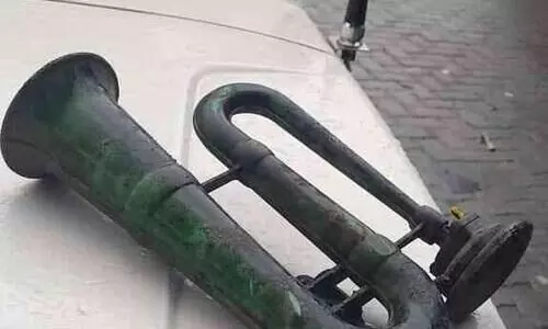 എയർഹോൺ മുഴക്കുന്നത് ചോദ്യം ചെയ്ത നാട്ടുകാരെ മർദിച്ച സംഭവം; മോട്ടോർ വാഹന വകുപ്പ് കേസ്​ എടുത്തു