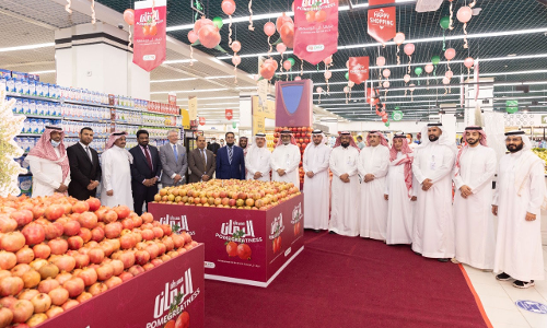 ലുലുവിൽ മാതള മേള തുടങ്ങി