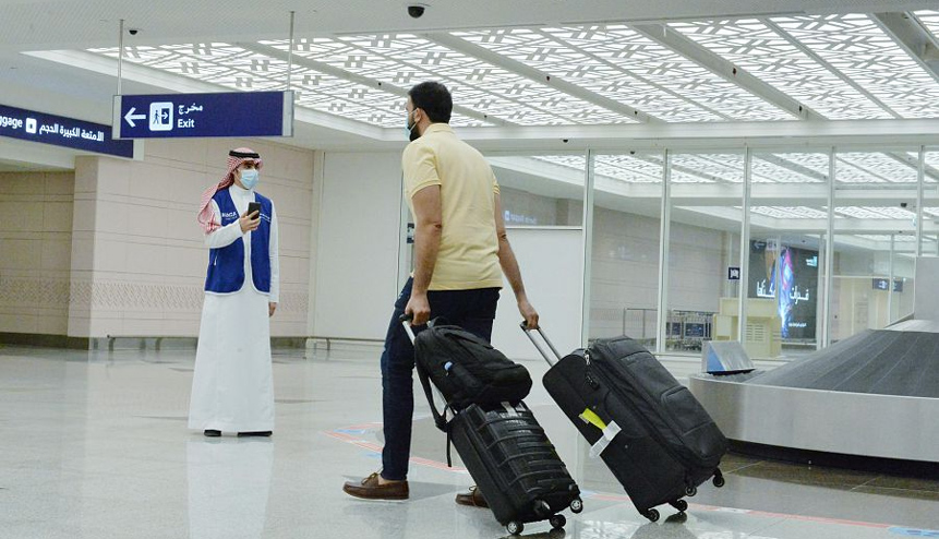 സ്കൂൾ അധ്യാപകർക്ക് നേരിട്ട് സൗദിയിലേക്ക് മടങ്ങാം; ചില വിമാനങ്ങൾ അനുമതി നിഷേധിക്കുന്നതായി പരാതി സ്കൂൾ അധ്യാപകർക്ക് നേരിട്ട് സൗദിയിലേക്ക് മടങ്ങാം; ചില വിമാനങ്ങൾ അനുമതി നിഷേധിക്കുന്നതായി പരാതി