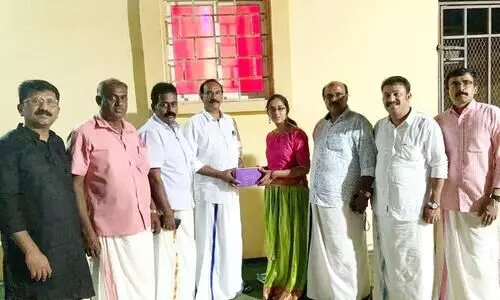 ഒ.​​െഎ.​സി.​സി പ്ര​സം​ഗ മ​ത്സ​ര സ​മ്മാ​നം വി​ത​ര​ണം ചെ​യ്തു